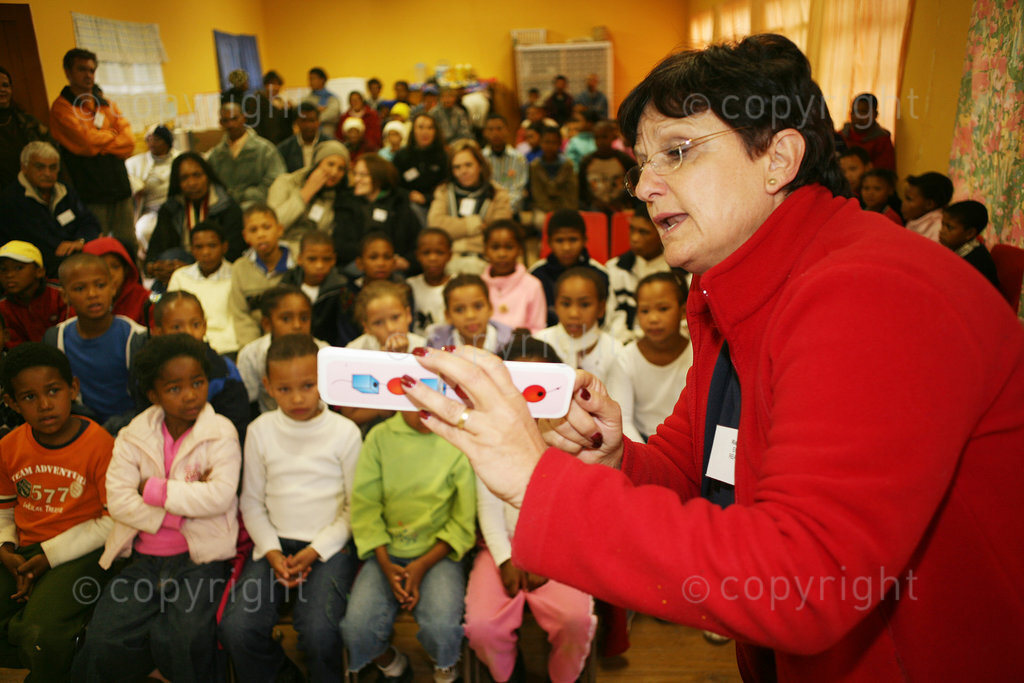 Rally to Read Social Corporate Investment project delivers libraries to disadvantaged schools, June 2008