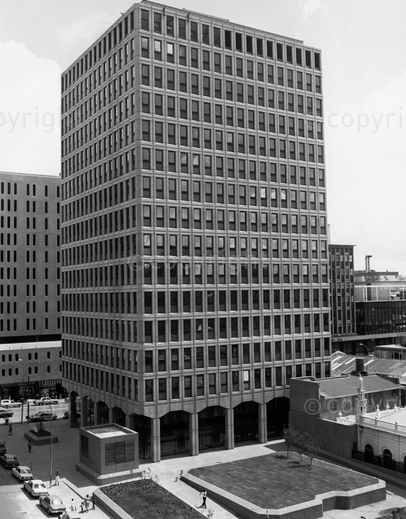 c. 1980s. Barclaycard's 2 storey building (later known as Bank City), looking on to the Kerk Street Mosque (demolished in 1989 and rebuilt). Photographer unknown. Â© Rand Daily Mail/Times Media