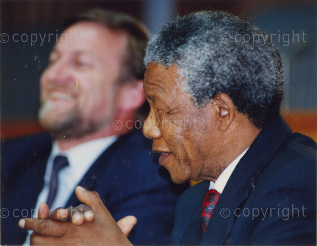 Australia, October 1990. PHOTO: ANC Archives: Nelson Mandela, (right), meets with politicians in Australia in 1990. He expresses his gratitude for the support given him and the African National Congress during the decades in which he was incarcerated. He defines his vision for a free, democratic South Africa. Monday 22 October to Saturday 27 October 1990.