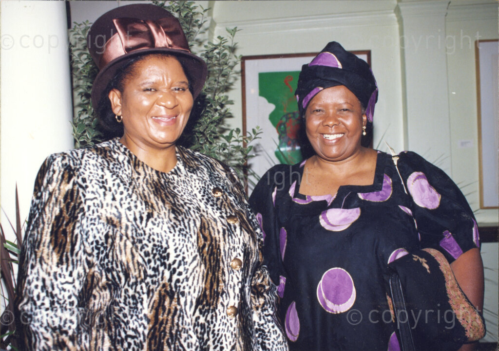 Cape Town, Western Cape, South Africa, 19970418. PHOTO: ANC Archives.

Two female guests at the inauguration of the National Council of Traditional Leaders in Cape Town, Western Cape, South Africa on 18 April 1997.