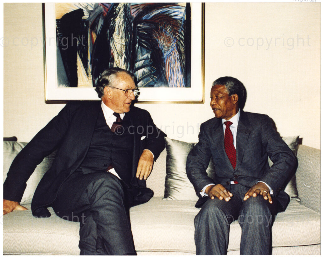 Australia, October 1990. PHOTO: ANC Archives: Former Prime Minister Malcolm Fraser with Nelson Mandela, 1990.
National Archives of Australia
Monday 22 October to Saturday 27 October 1990.