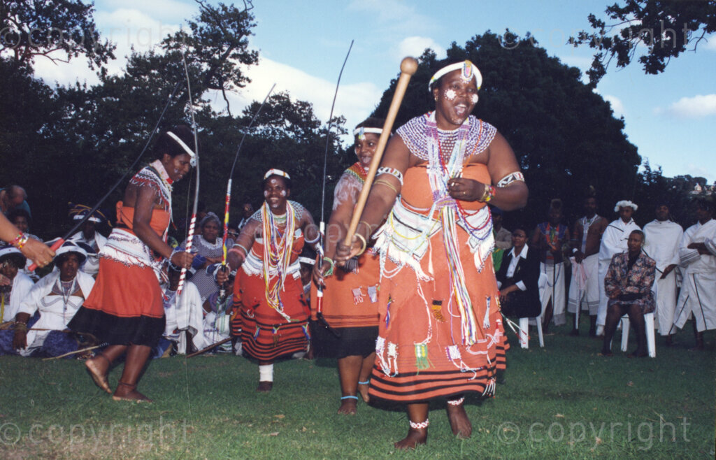 Cape Town, Western Cape, South Africa, 19970418. PHOTO: ANC Archives.

A group of dancers in traditional Xhosa dress at the inauguration of the National Council of Traditional Leaders in Cape Town, Western Cape, South Africa on 18 April 1997.