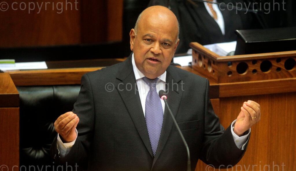 CAPE TOWN, 24 February 2016 - South African Finance Minister Pravin Gordhan delivers his national budget speech in Parliament in Cape Town, South Africa, on Feb. 24, 2016. South Africa will accelerate the pace of fiscal consolidation and reduce the budget deficit to 2.4 percent by 2018/19 against the background of slow growth, rising debt and higher interest rates, Finance Minister Pravin Gordhan said on Wednesday.
Photo credit: RealTime Images / african.pictures
