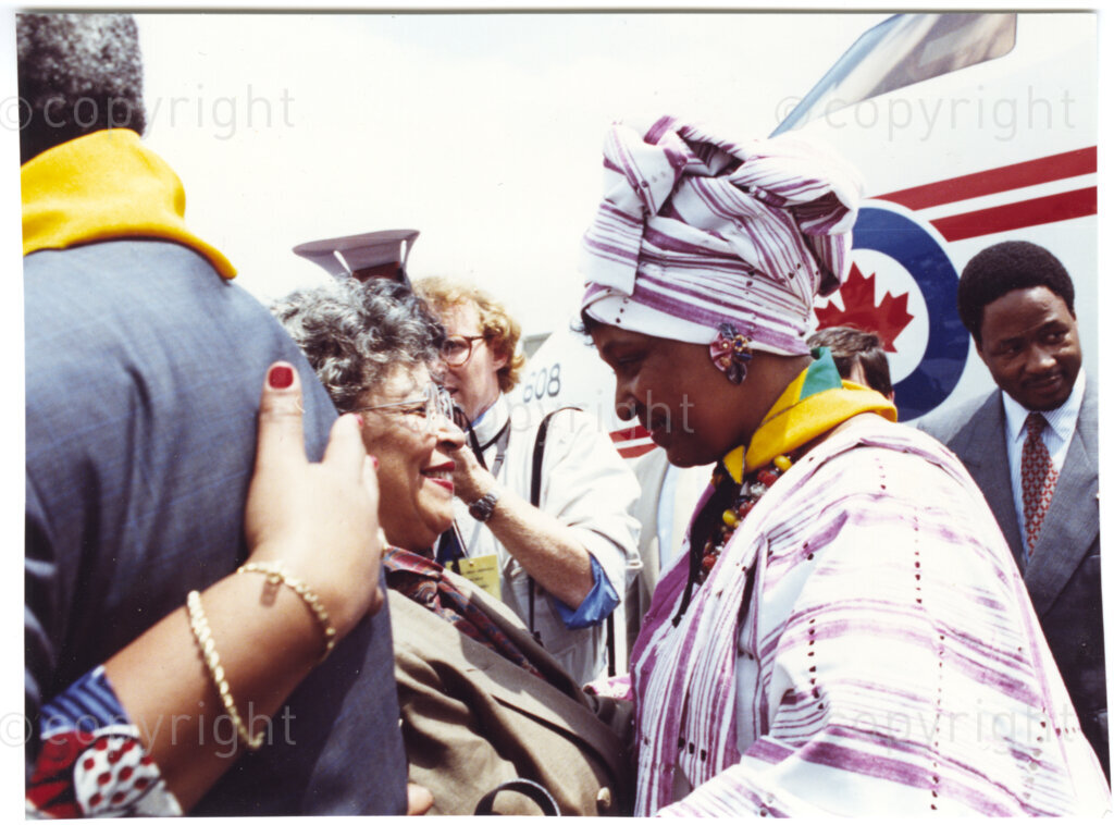 New York, New York State, United States of America, 19900601. PHOTO: ANC Archives.

In 1990, Nelson Mandela and his wife, Winnie Mandela, visit the city of New York from 20 to 23 June. This is the start of a 14-nations Freedom Tour, just 4 months after Mandela's release from jail. The Mandela's are touched by the warmth of their hosts, Mayor David Dinkins and Joyce Dinkins, seen here speaking to Winnie, who is dressed in traditional African attire.