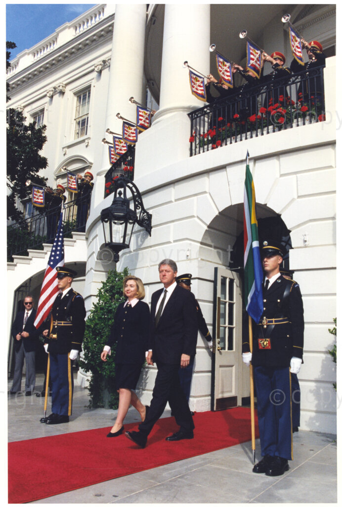 The White House, Washington D.C, United States of America, 19941004. PHOTO: ANC Archives.

The visit of his excellency  Nelson R. Mandela the President of South Africa and Ms. Mandela-Hlongwane. The White House and Washington D.C. October 4-7, 1994