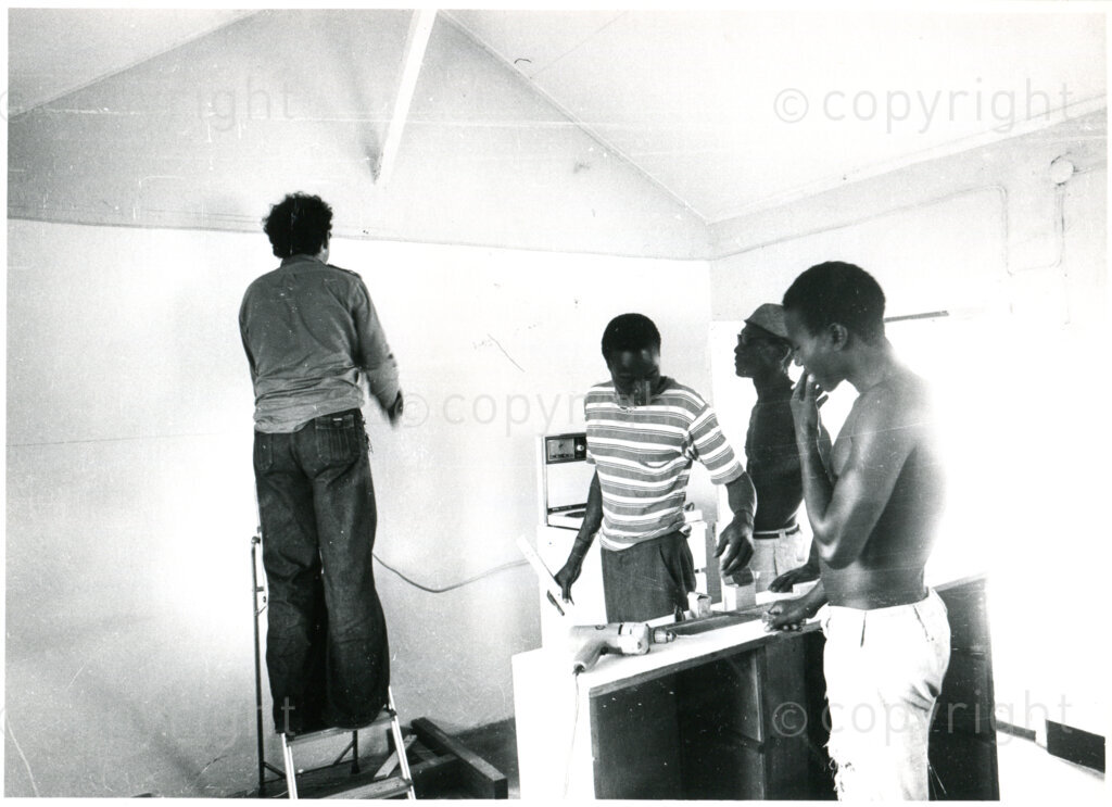 Construction of the kitchen in one of the staff houses (designed by Danish architect) in Mazimbu, Tanzania, 1981. Photo: Eli Weinberg Photo Lab.