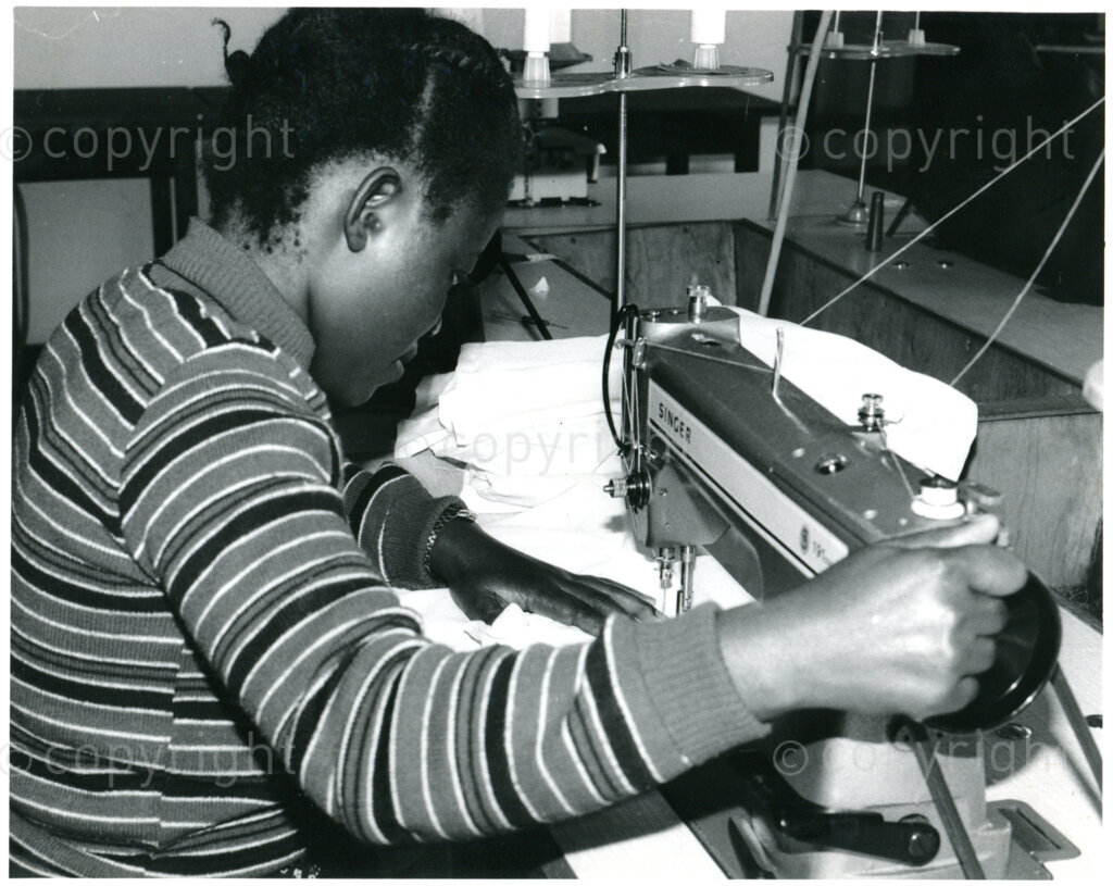 The garment factory in Mazimbu, Tanzania, 1987. Photo: Eli Weinberg Photo Lab.