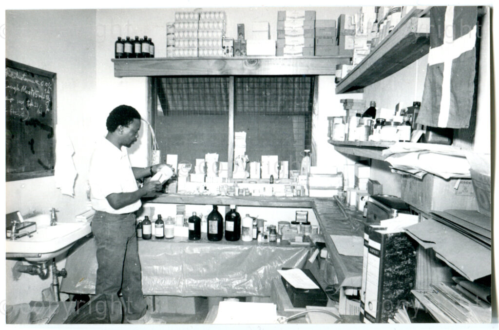 The medical supplies of the health centre in Mazimbu, Tanzania, 1981. Photo: Eli Weinberg Photo Lab.