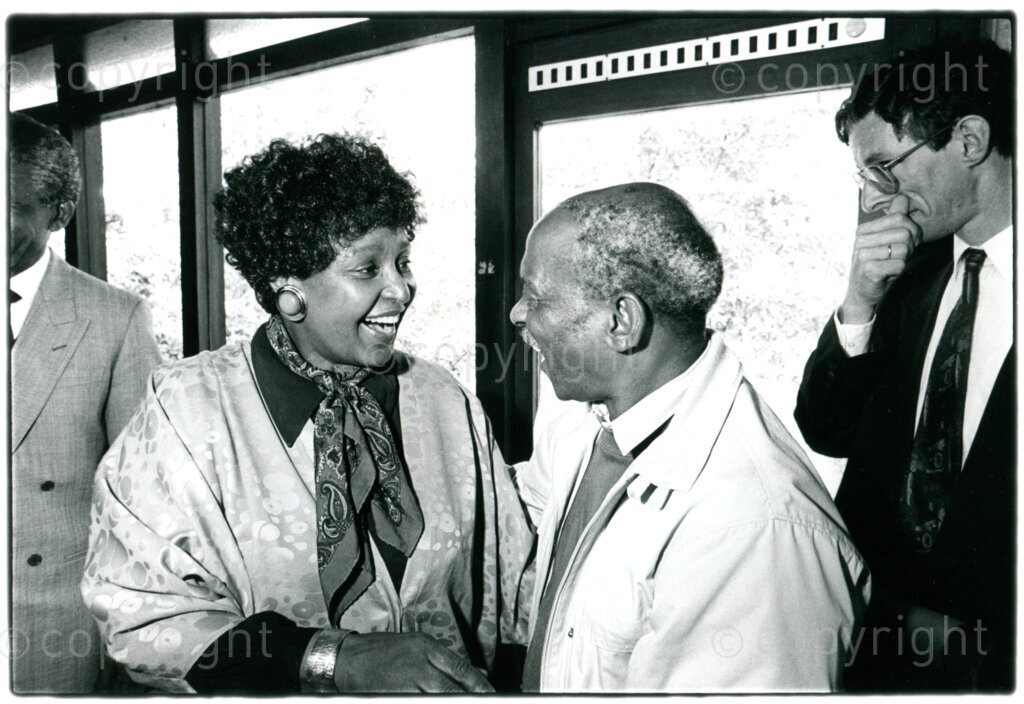 Winnie Mandela during a meeting with Dutch solidarity movements in de Meervaart in Amsterdam, 16 June 1990. Photographer: Pieter Boersma.
