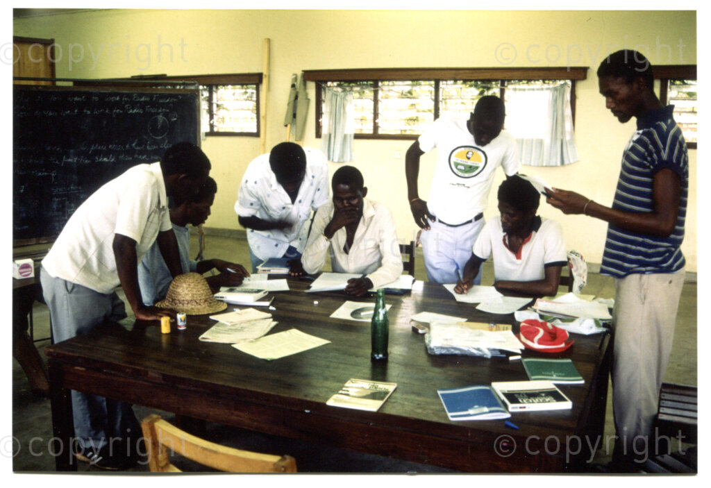 Radio Freedom workers and SOMAFCO students being trained (by two members of the Dutch 