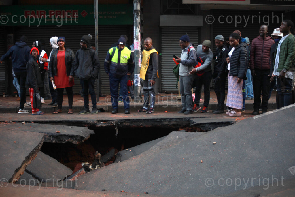More than 30 vehicles, mostly minibus taxis, were damaged, one person confirmed died and 48 people were injured, eight remained in hospital when on Wednesday at dusk, a massive explosion ripped through Lilian Ngoyi Street (previously Bree Street) in Johannesburg CBD, Gauteng, South Africa. 20 July 2023 Photo: Oupa Nkosi