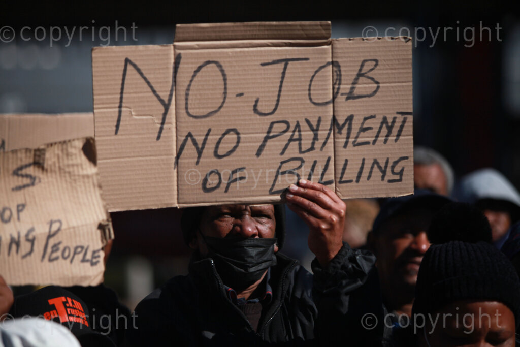 Residents of the City of Johannesburg march to the offices of mayor Mpho Phalatse in Braamforntein, Johannesburg in Gauteng, South Africa to hand in a memorandum demanding the scrapping of irregular billing system and the reinstatement of those that have been disconnected with water or electricity. 31/05/2022 Photo: Oupa Nkosi