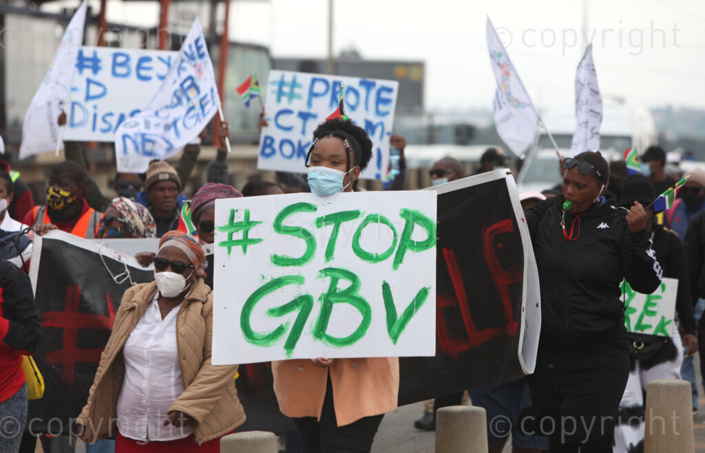 Sekwanele Gender Base Violence (GBV) marchers to the Orlando Police Station in Soweto, south west of Johannesburg in Gauteng, South Africa to hand in their petition. 25/11/2021 Photo: Oupa Nkosi