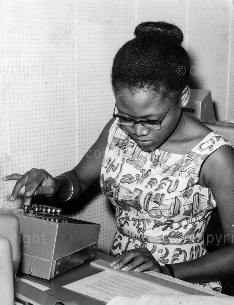 Oil In Nigeria. How oil was found. A punch-card operator, Miss Felecia Mordi. The discovery of oil in Nigeria has marked the beginning of a new and vital era in the development of the country. It has opened up vast economic vistas, paths to prosperity along which all may one day tread. The search has been a long and costly one. It has demanded enterprise and capital, daring and foresight. These have not been lacking, and from swamp and jungle the liquid gold that is oil now spurts triumphantly forth. Shell-BP began search for the oil in Nigeria in 1937.