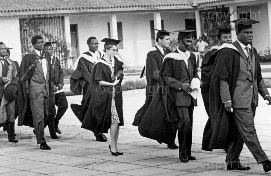 Are our graduates snobs? It is a proud moment for a student as he walks to his own graduation ceremony. Never has the Nigerian who has had university education, whether locally or abroad, been the subject of so much controversy as he is today. They look down on everybody except themselves because they believe their education should entitle them to all the good things in the land.