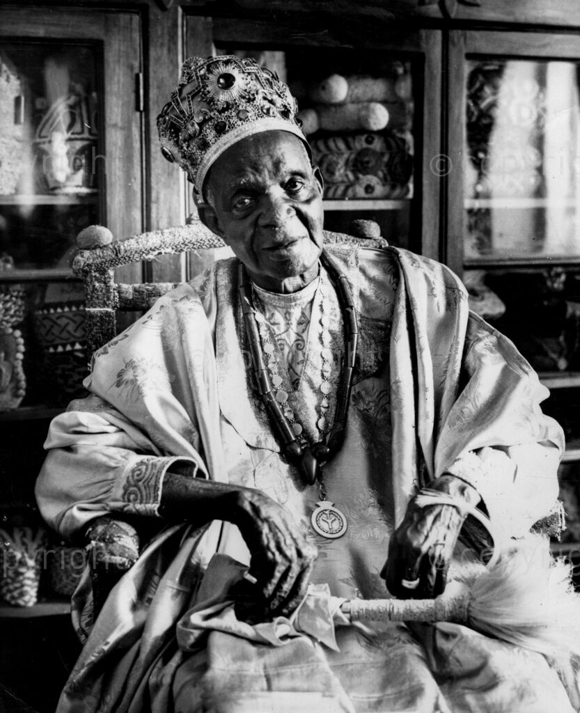 The Alake of Abeokuta, Sir Ladapo Ademola, the Alake (King) of Abeokuta, is one of the most glorious Yoruba Obas. But his glory does not derive from the possession of 89 crowns – a fantastic number even for the Queen of England – that are stuffed in his sitting-room.