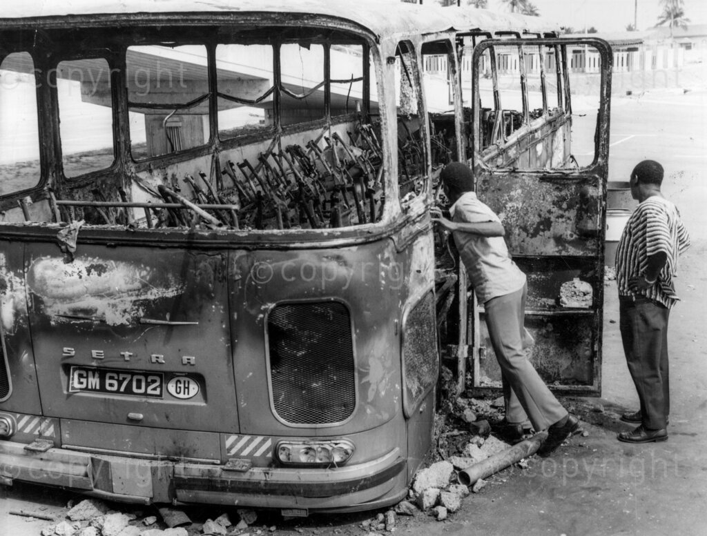 Nigeria Road Accident, wreckage.