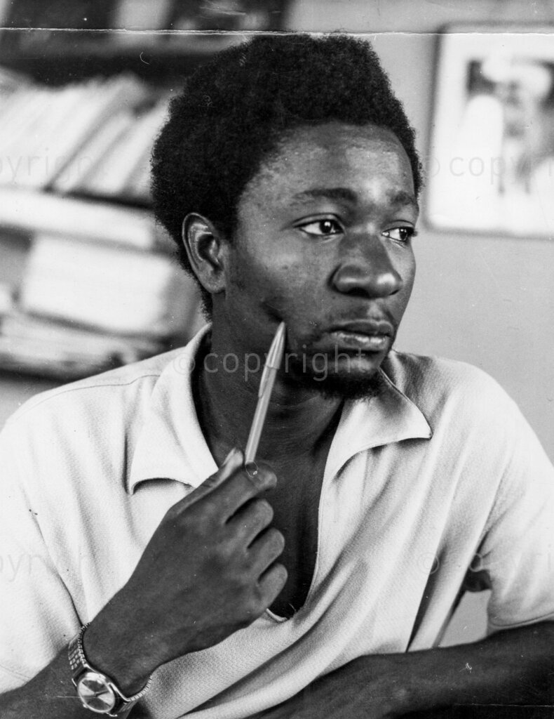 Wole Soyinka; Nigeria's Bernard Shaw. Wole Soyinka, Nigeria's brilliant young dramatist, denies he writes only for intellectuals. He is the loudest voice in Nigeria's intellectual circles today.