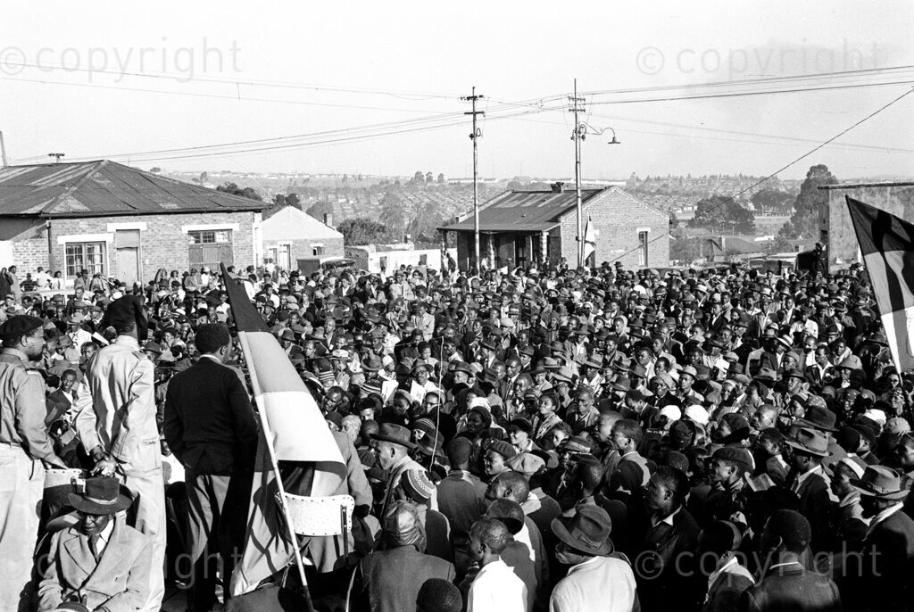 Africa Day Celebrations 25 June – People gathered in Sophiatown to celebrate Freedom Day.