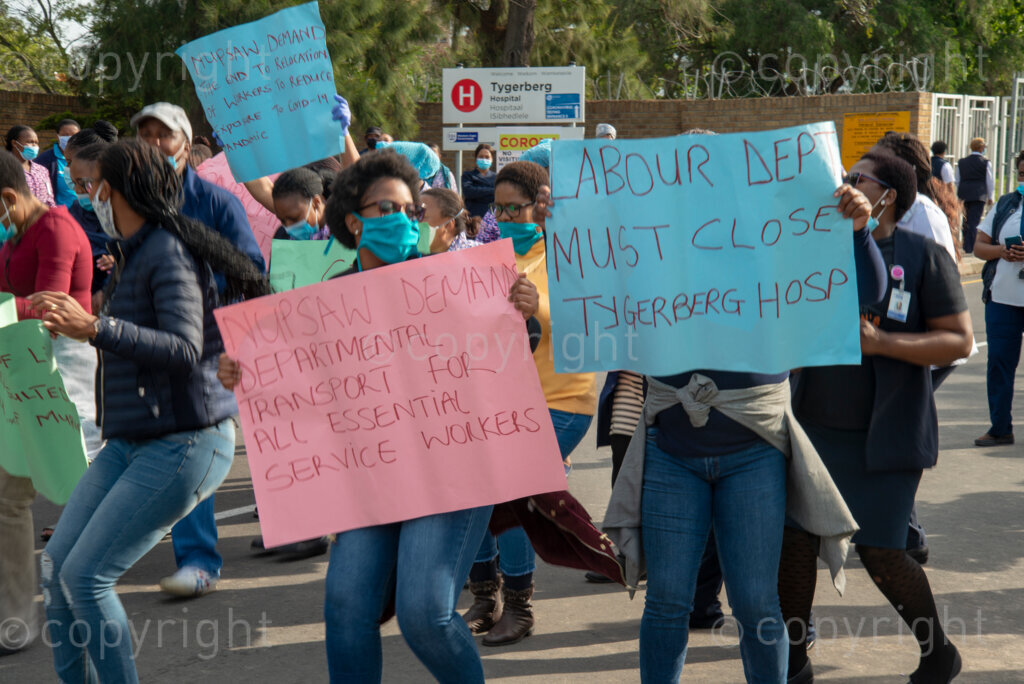 Hospital workers demonstrate outside Tygerberg Hospital, in Cape Town, to bring their plight to the attention of President Cyril Ramaphosa, as he visited the Cape Town Province. PHOTO: EVA-LOTTA JANSSON