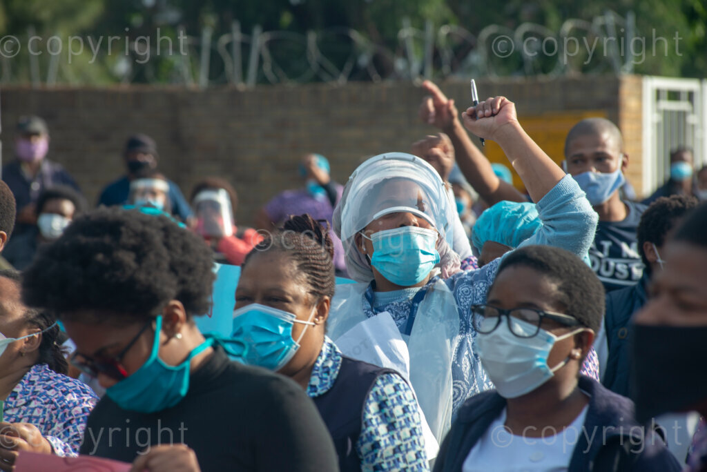Hospital workers demonstrate outside Tygerberg Hospital, in Cape Town, to bring their plight to the attention of President Cyril Ramaphosa, as he visited the Cape Town Province. PHOTO: EVA-LOTTA JANSSON