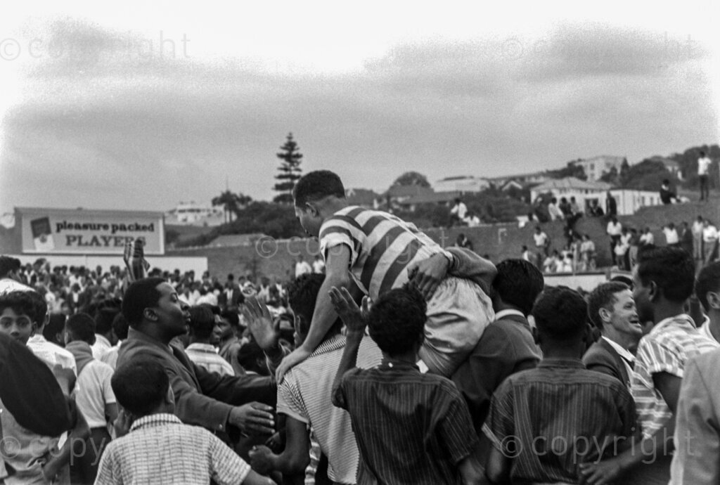 An uncomfortable ride but it's all part of the fun. Besides you can take a few knocks when you've just helped your side win the cup. Wow! What a shock for Aces. They were certainly trumped in their bid to gain the great SASL double of the league title and the knockout cup. Maritzburg City closed the score late in the half to make it 5-2 and a comfortable win.