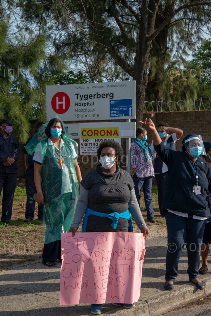 Hospital workers demonstrate outside Tygerberg Hospital, in Cape Town, to bring their plight to the attention of President Cyril Ramaphosa, as he visited the Cape Town Province. PHOTO: EVA-LOTTA JANSSON