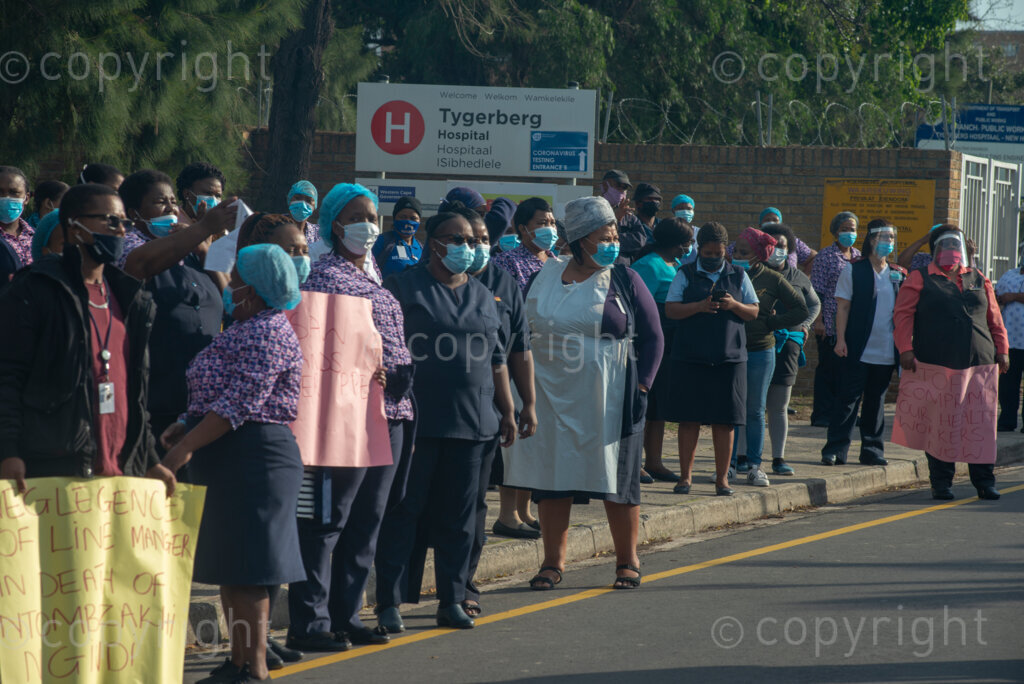 Hospital workers demonstrate outside Tygerberg Hospital, in Cape Town, to bring their plight to the attention of President Cyril Ramaphosa, as he visited the Cape Town Province. PHOTO: EVA-LOTTA JANSSON